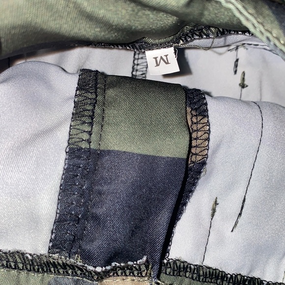 New Camo Jogger Pants with pockets Buy one get one free - Picture 4 of 8